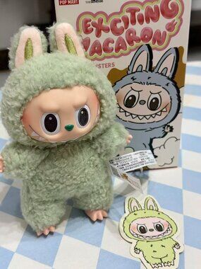 POP MART Labubu Big Into Energy Vinyl Plush Pendant [green grape]